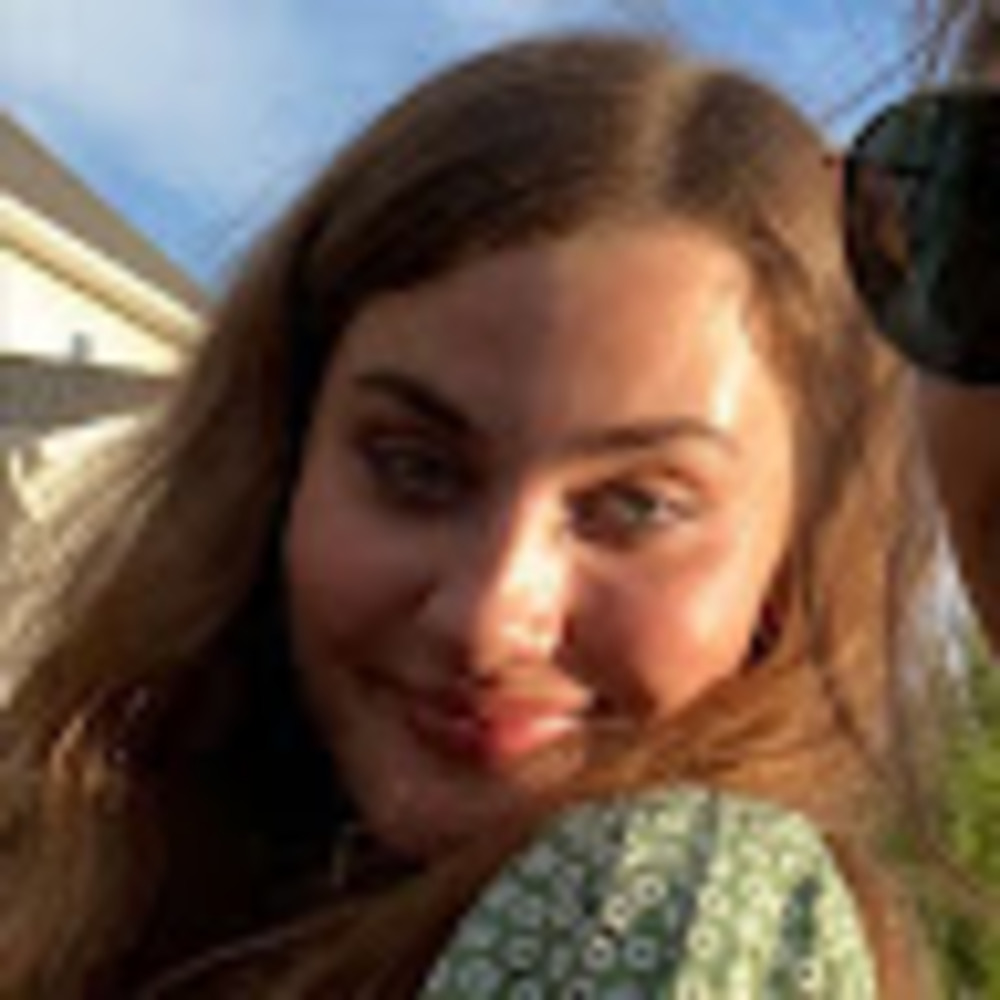 Meet your Posher, Claire